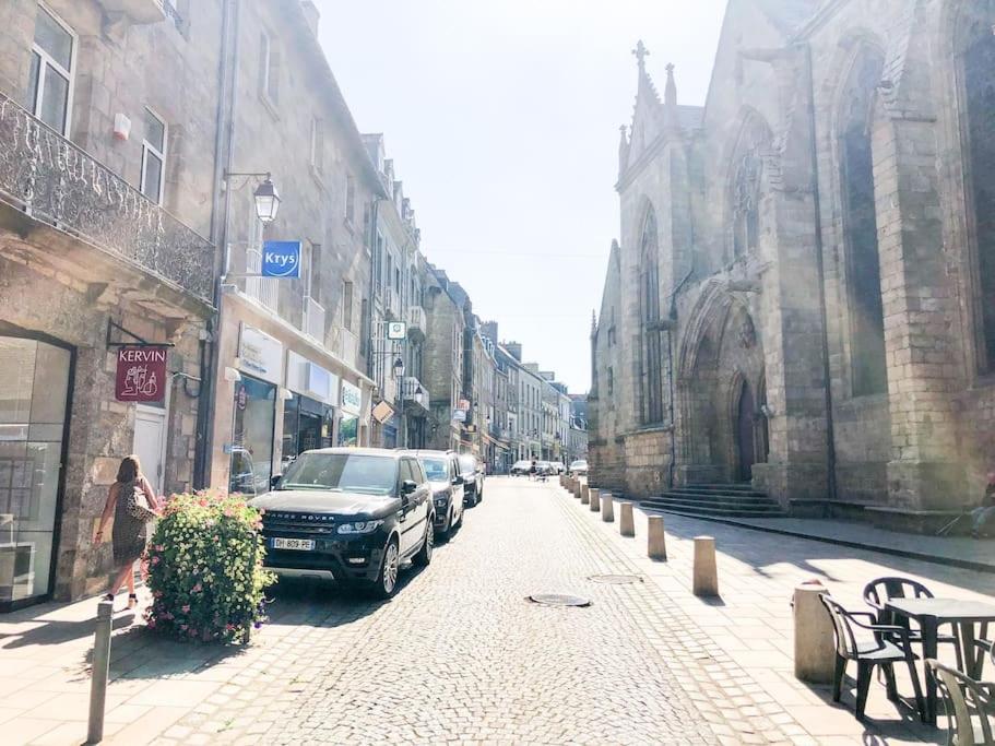 Nouveau ** Le Raffine Au Coeur De Guingamp ** Parking Luaran gambar